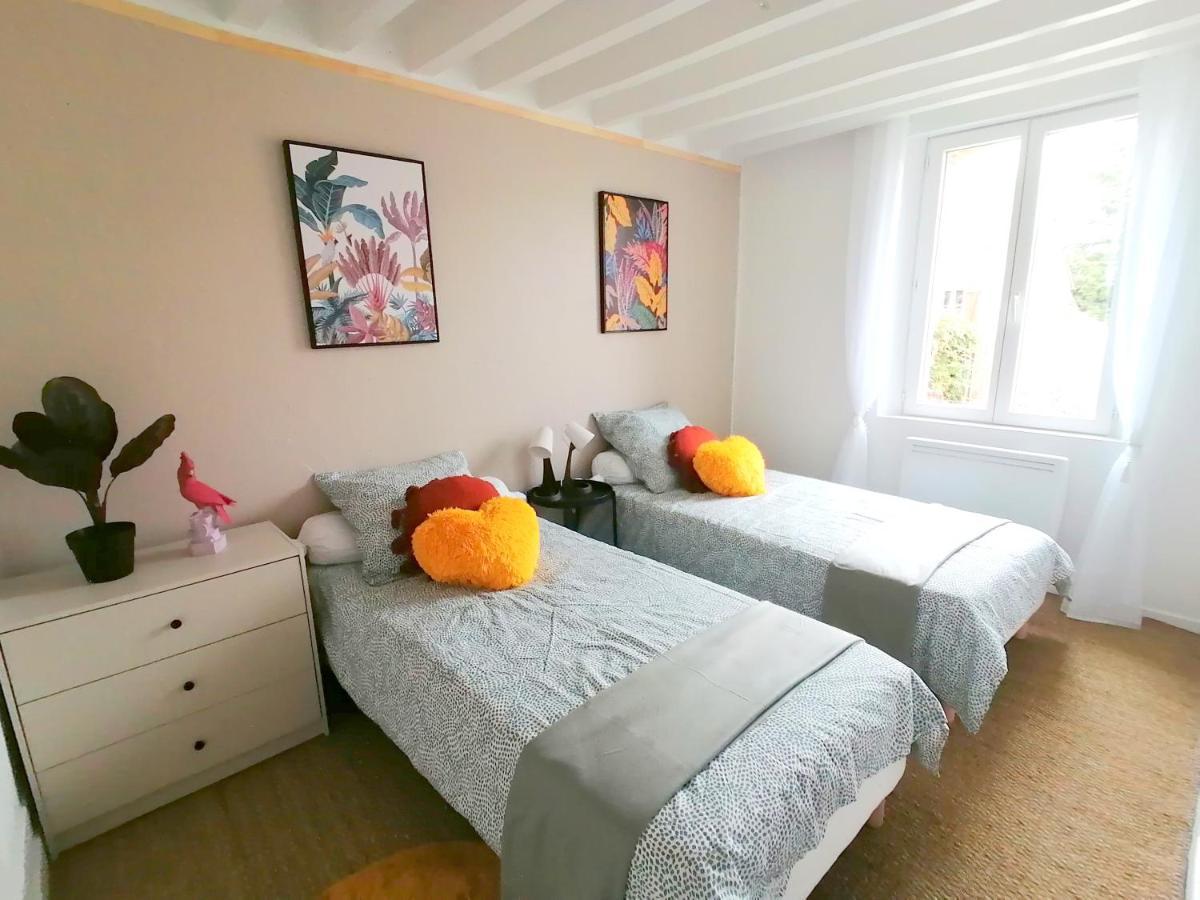 Le Cocoon D'Annabelle - Jolie Maison Avec Jeux Et Grand Jardin Pierrefitte-sur-Sauldre Ngoại thất bức ảnh