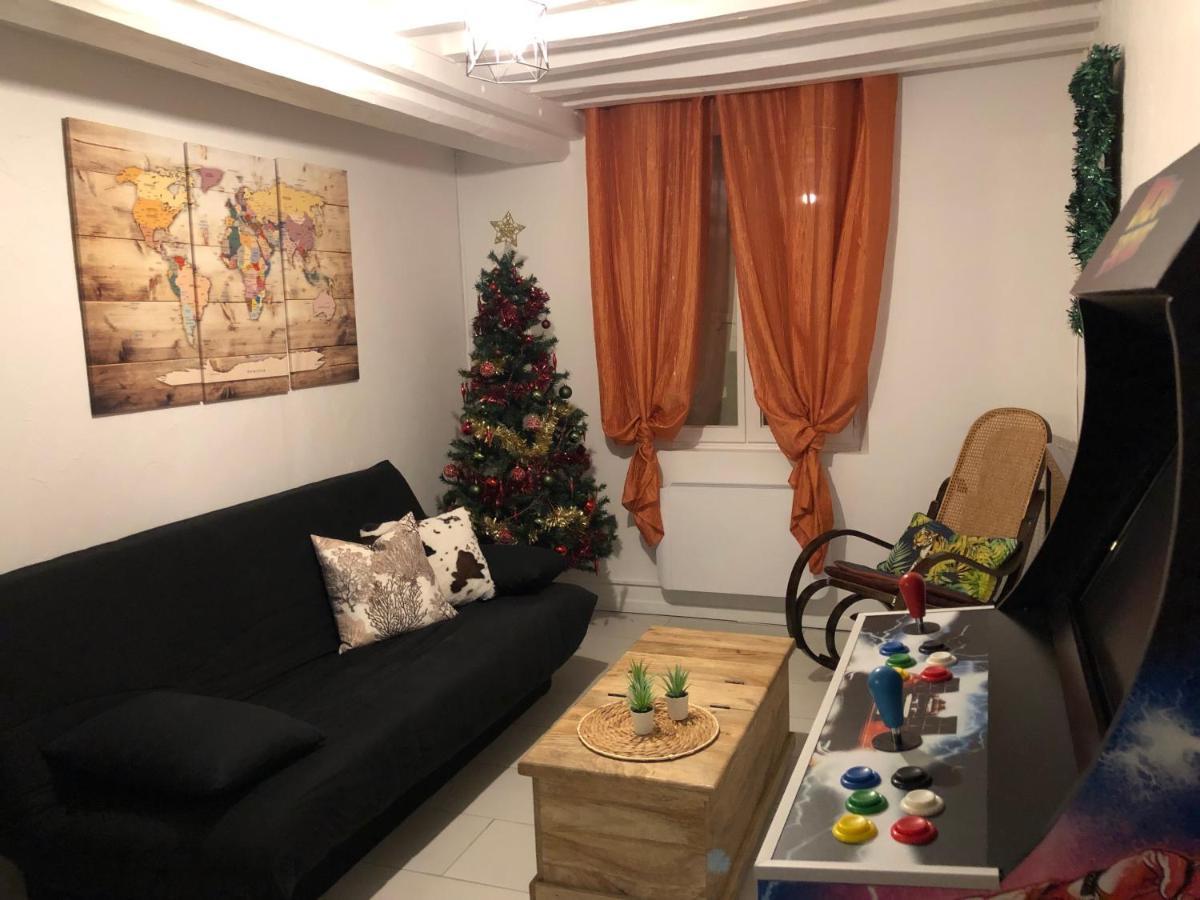 Le Cocoon D'Annabelle - Jolie Maison Avec Jeux Et Grand Jardin Pierrefitte-sur-Sauldre Ngoại thất bức ảnh